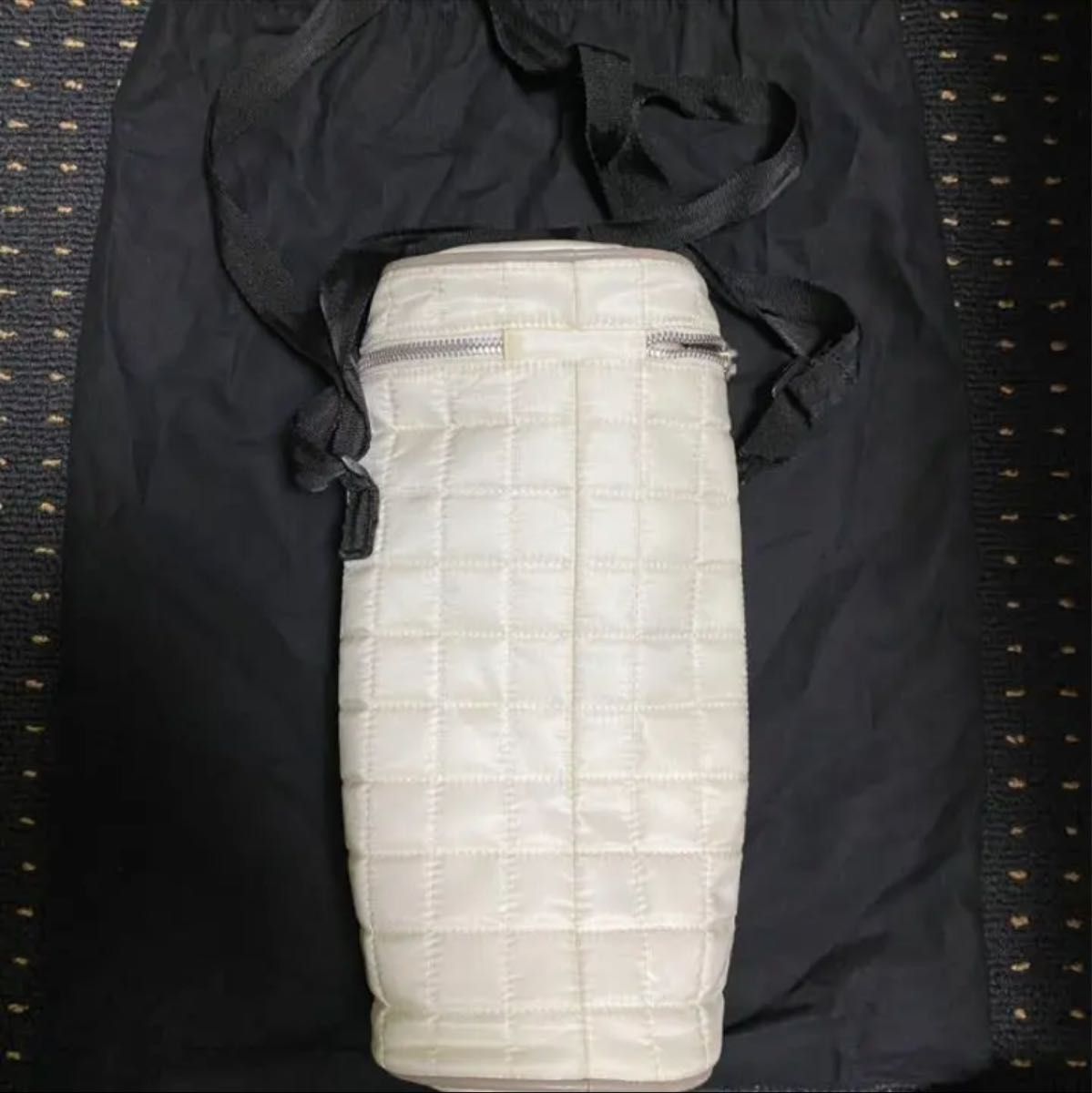 希少】CHANEL シャネル スポーツライン ココマーク 筒型 ボトルケース