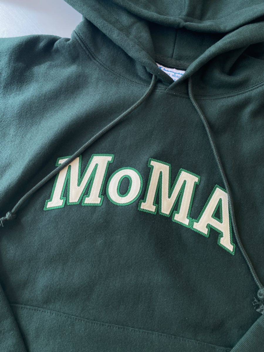 格安新品 MOMA 限定 新品 【Lサイズ】 × グリーン パーカー champion L