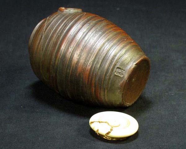 ☆∽和楽堂☆古い名陶・江戸時代の古備前茶入・口径2.5cm×胴径6cm×高さ ...