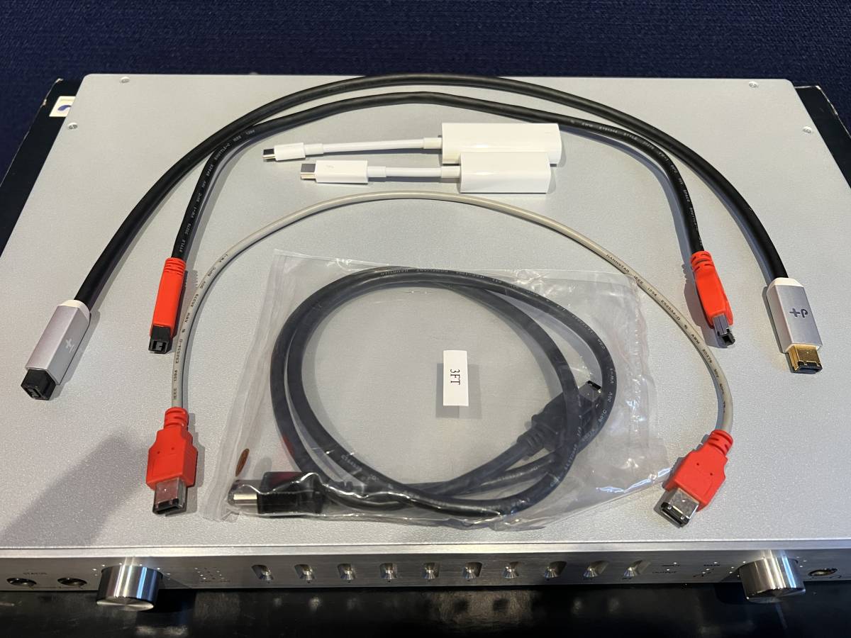 APOGEE ensemble オーディオインターフェース 高品位ケーブル多数付属