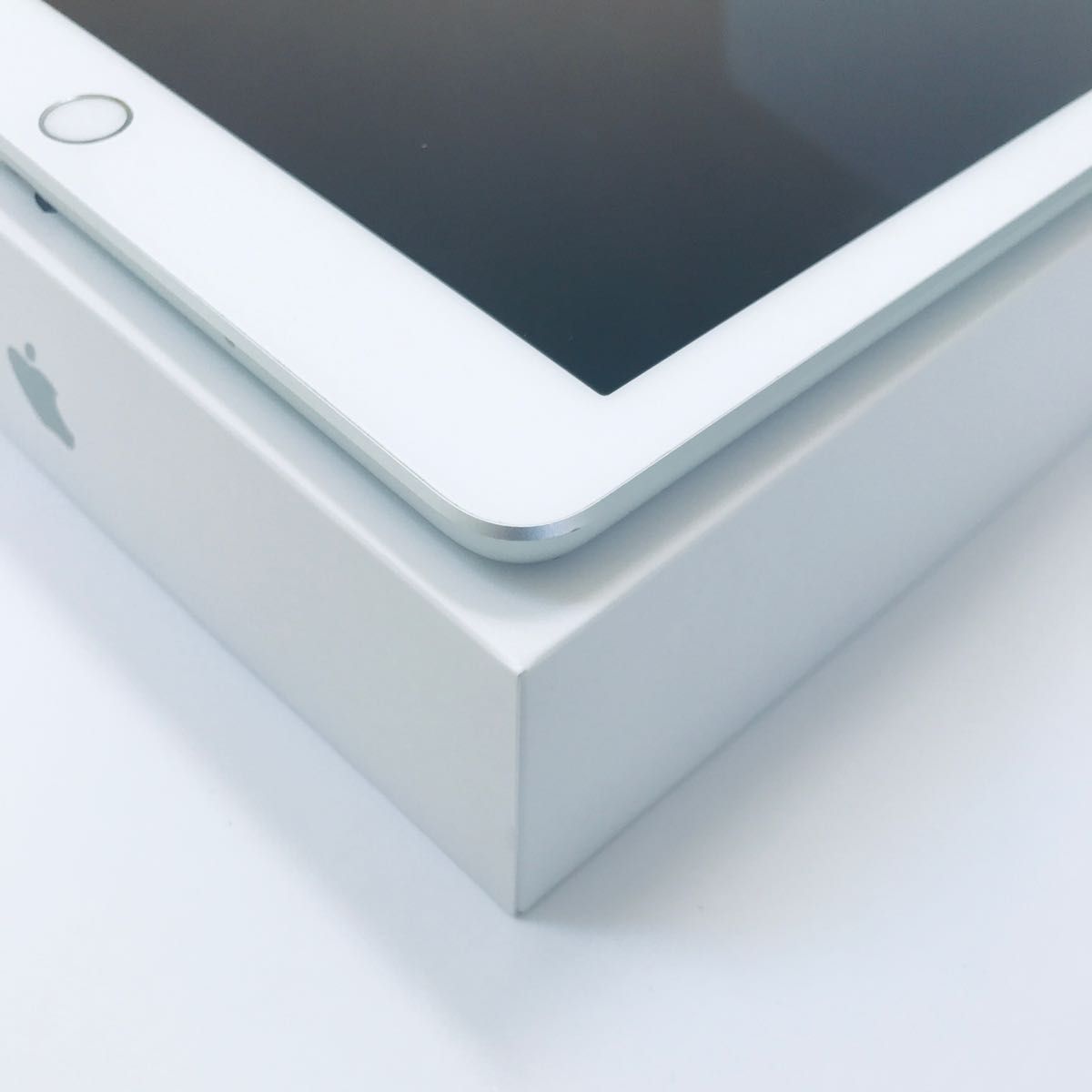 Apple iPad 第6世代 Wi-Fi 32GB【美品】|PayPayフリマ