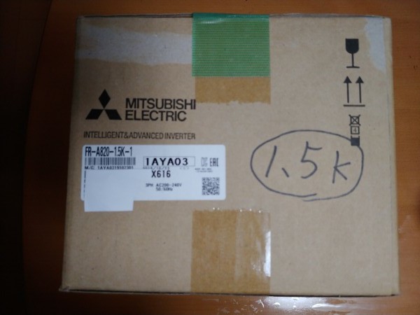 限定製作】 未使用品 三菱電機製 インバーター FR-A820-1.5K 2019年製
