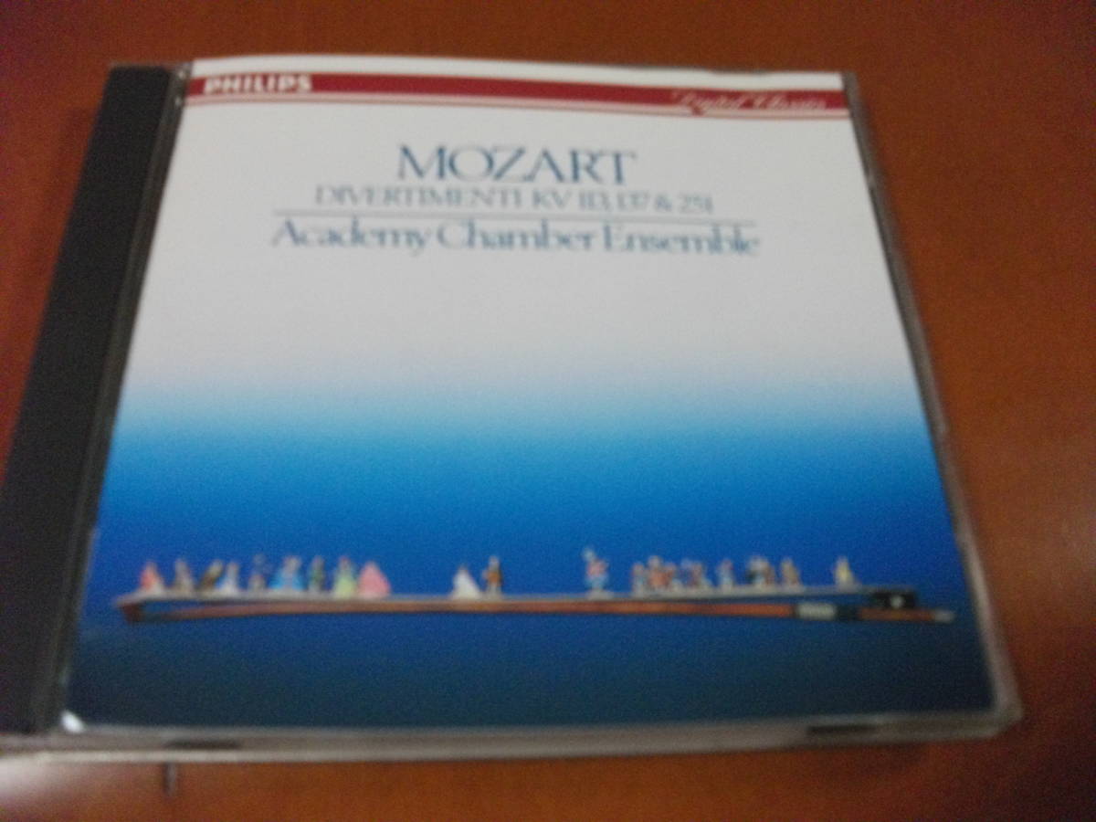 【CD】アカデミー室内アンサンブル モーツァルト / ディヴェルティメント K.113 、K.137 、K.251 (Philips 1986)_画像1