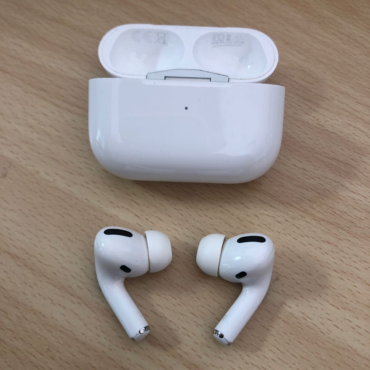 ④ Apple Airpods Pro 第1世代 第一世代 A2190 A2083 A2084 正規品