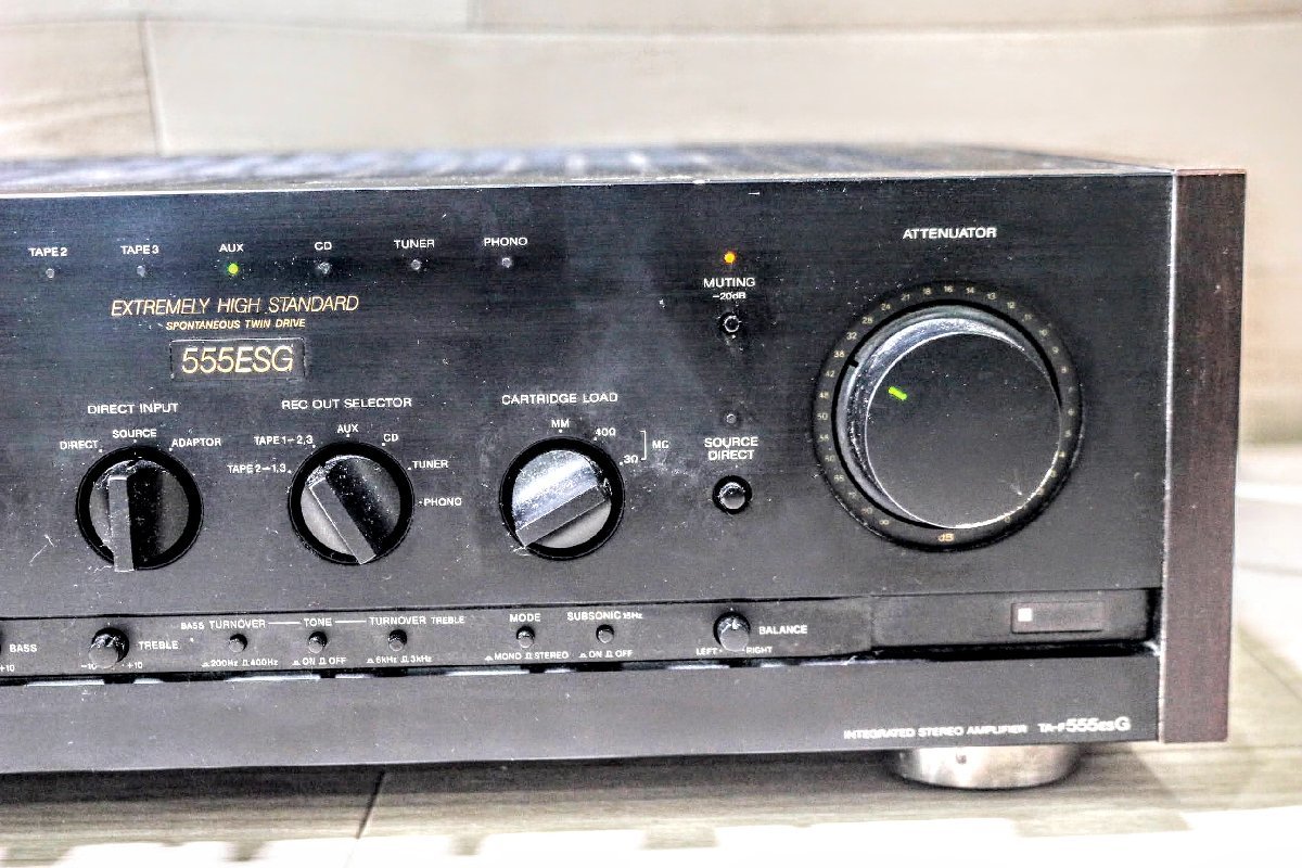超歓迎された SONY プリメインアンプ TA-F555ESG本体のみ アンプ