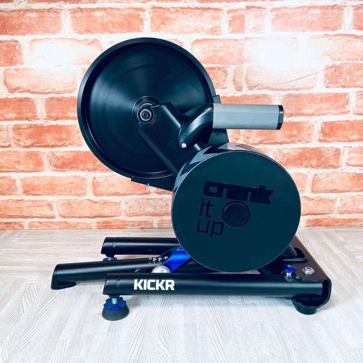 1円スタート wahoo ワフー KICKR キッカー smart bike trainer wf113