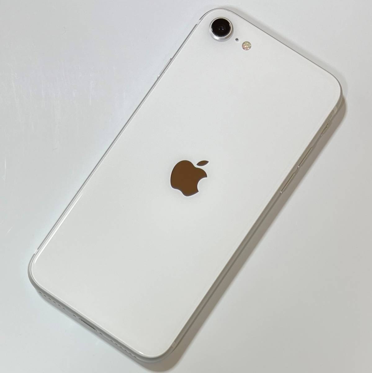 SIMフリーiPhone SE (第2世代) ホワイト128GB MXD12J/A バッテリー最大