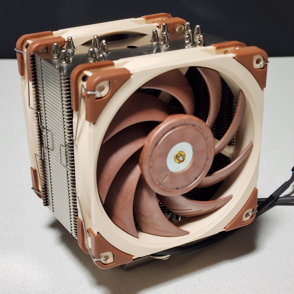 【送料無料】NOCTUA NH-U12A 120mmサイドフロー型CPUクーラー デュアルファン LGA115X・LGA1200対応 PCパーツ