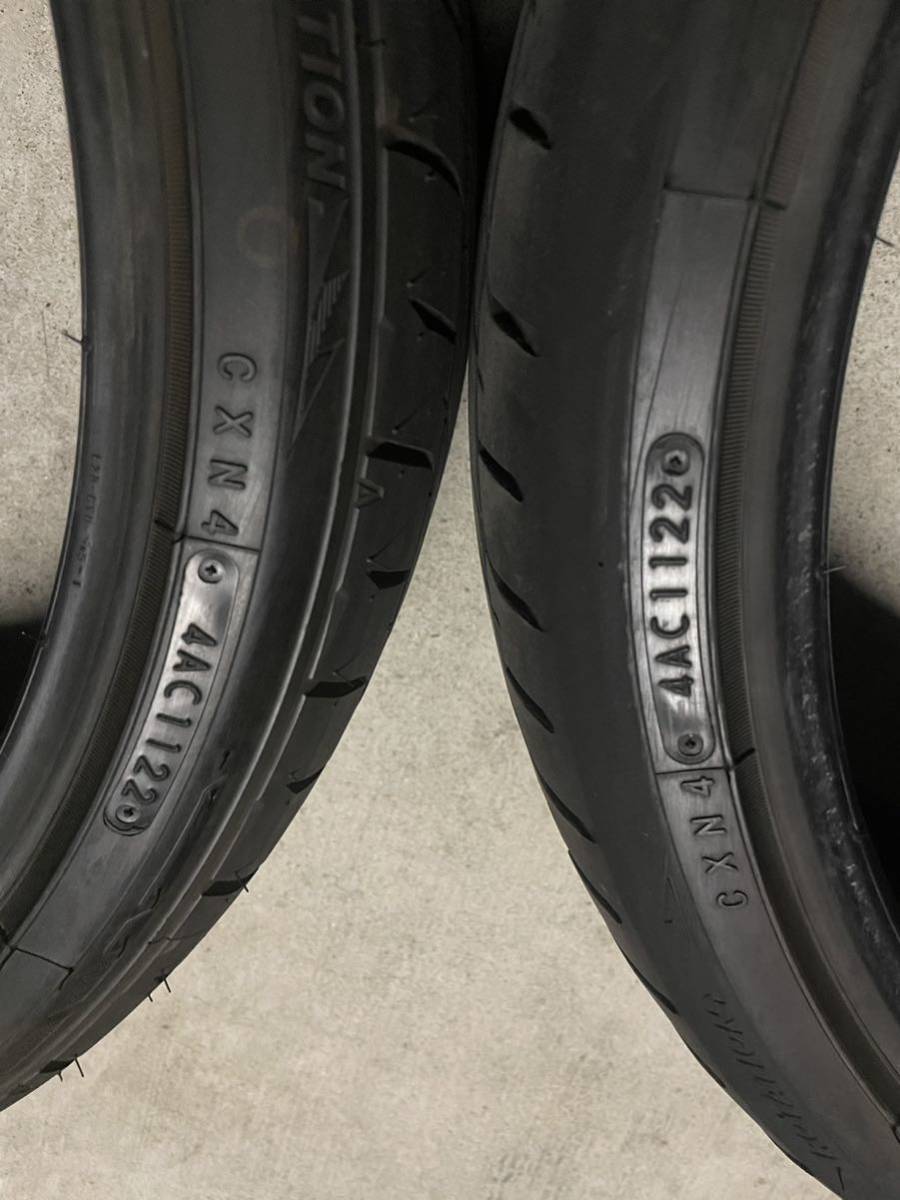 エクルベージュ NITTO NT555 G2 235/35/20 バリ溝 domainincite.com