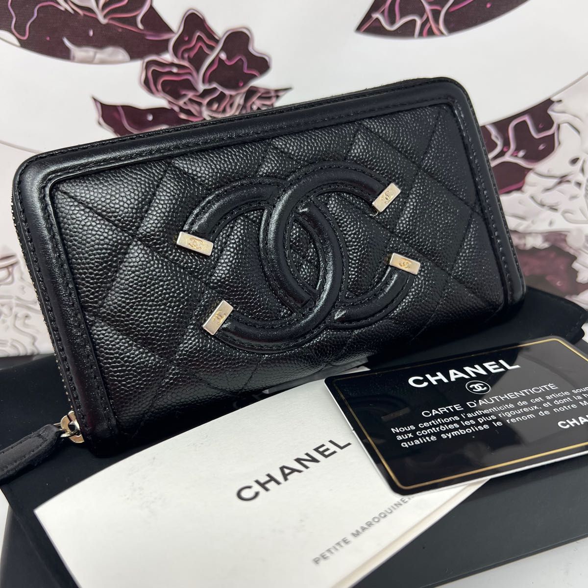 CHANEL シャネル キャビアスキン CC フィリグリー ミドル ラウンドジップウォレット