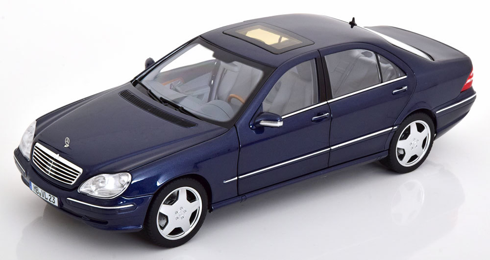 人気商品 Mercedes 1/18 norev Benz ブルーメタリック メルセデス