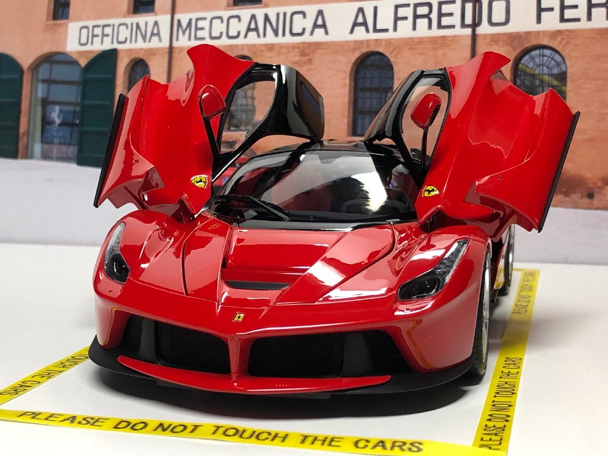 BBR 1/18 Ferrari La Ferrari Rosso corsa ラ・フェラーリ ダイ ...