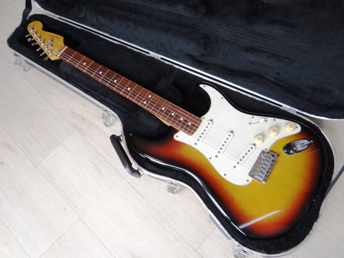 Fender U.S.A AMERICAN STANDARD STRATOCASTER 1998年