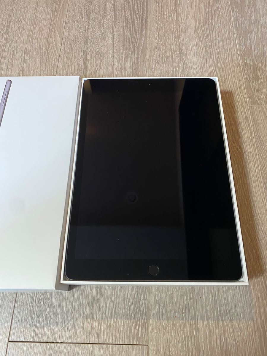 春色3カラー✧ iPad 第七世代 128GB Wi-Fiモデル スペースグレイ