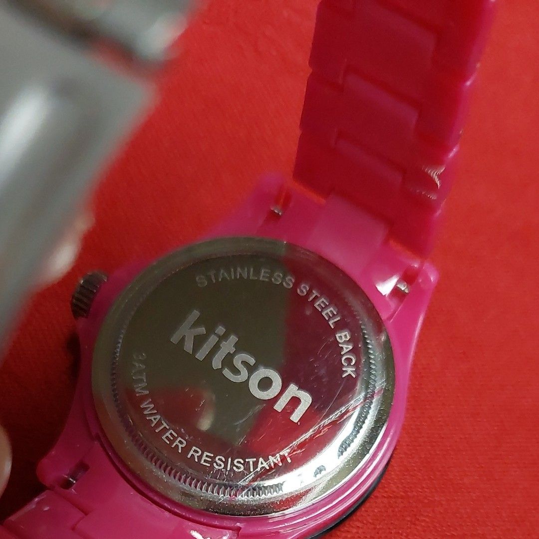 ・【未使用ジャンク品】Kitson② レディース腕時計(ピンク色)　※528