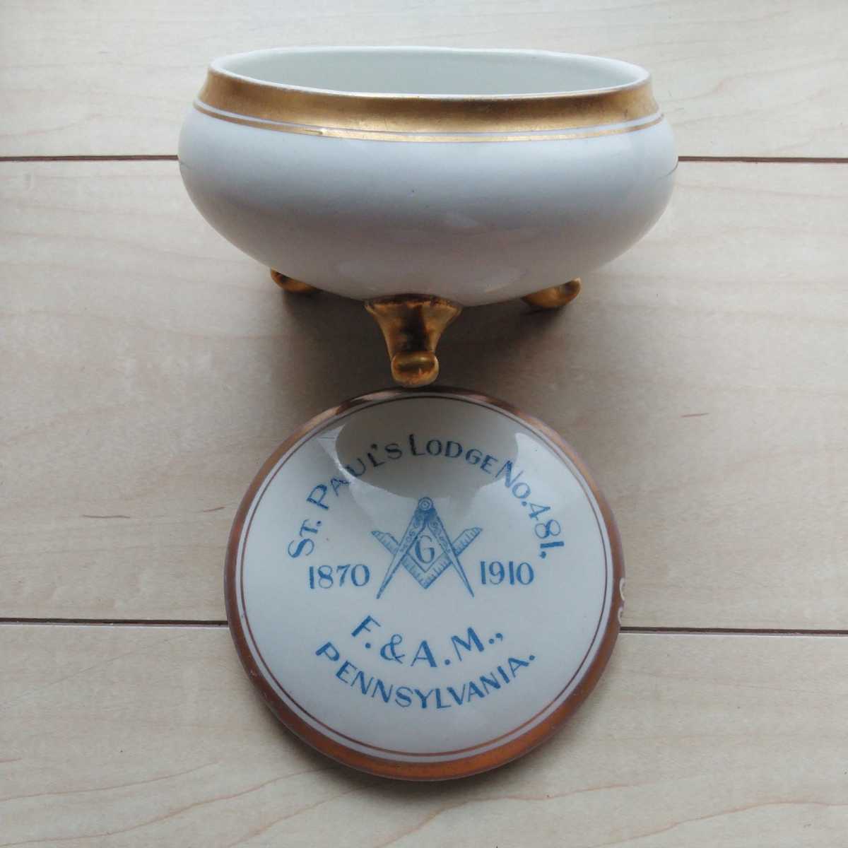 ■『Freemason(Saint Paul’s Lodge〔1870～1910〕No.481)』陶器製容器１脚。裏面窯元表示。■瑕疵有ります。_画像5