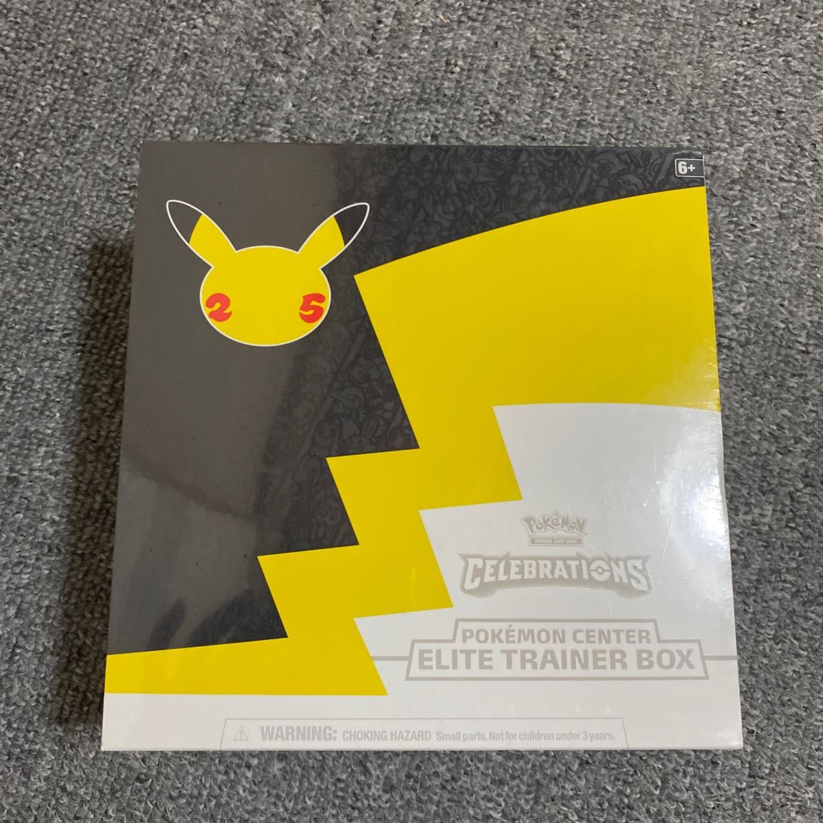 新入荷 ポケモン 【新品未開封】海外ポケモンセンター限定 エリート