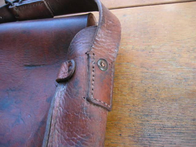  France extremely thick leather mail bag mail bag post man bag Vintage 