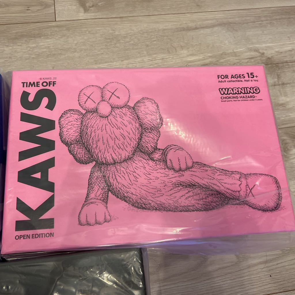 KAWS TIME OFF PINK】MEDICOM TOY PLUS メディコムトイ カウズ ピンク
