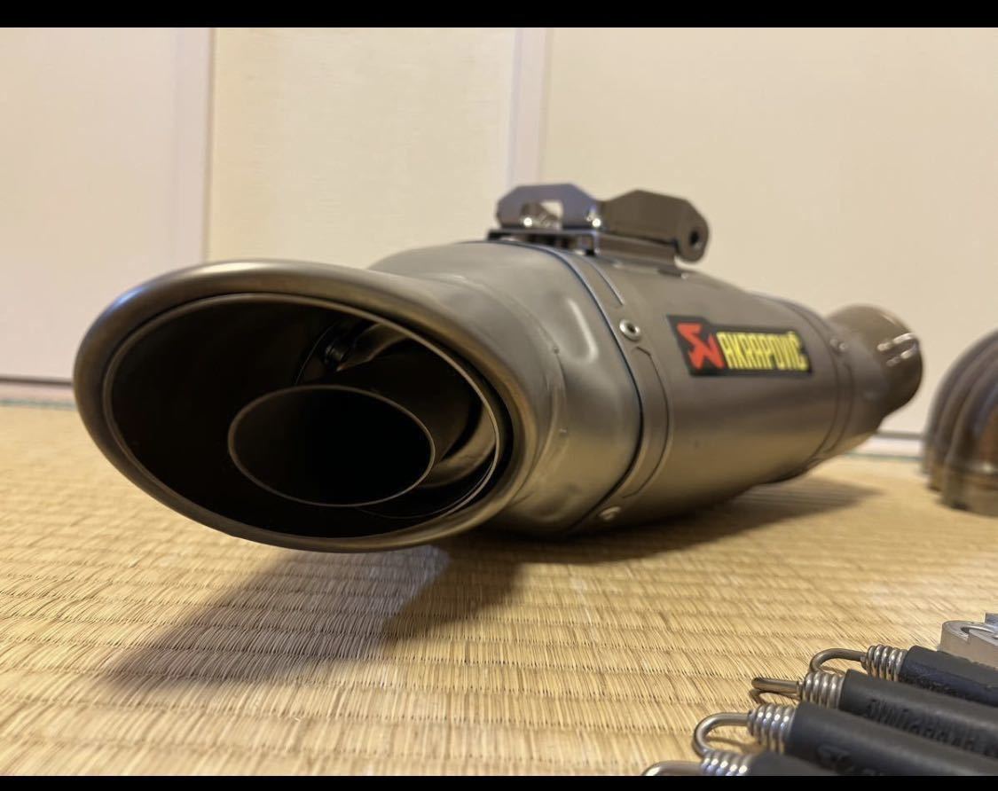 独特な CB650R アクラポビッチ レーシングライン フルエキ 美品