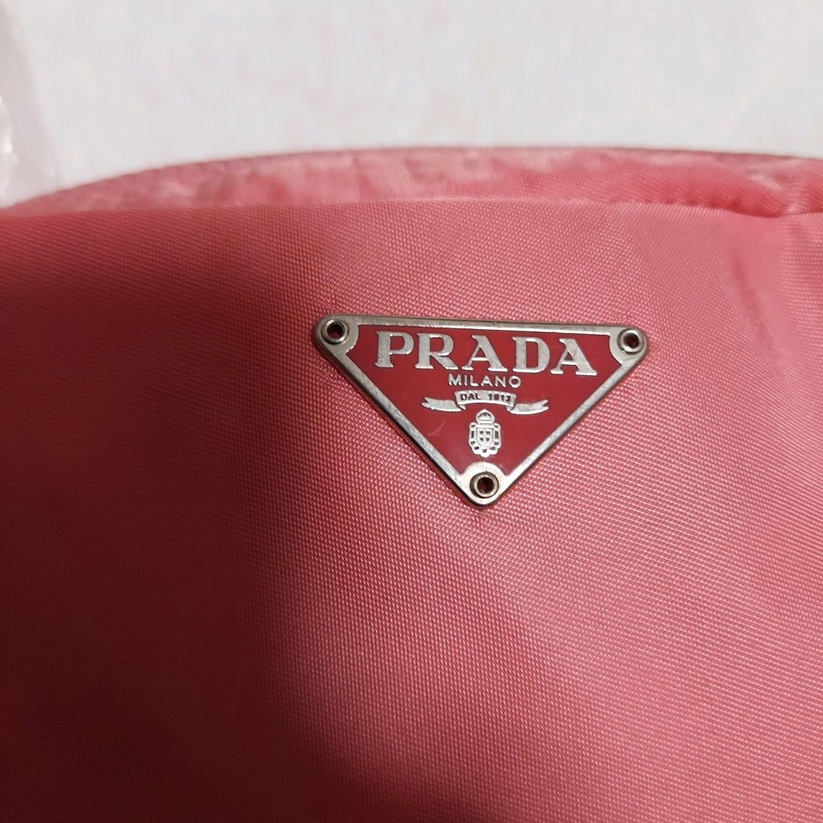 未使用☆プラダ PRADA三角プレートナイロンポーチ レアカラーピンク☆18000円までお値下げ可能☆