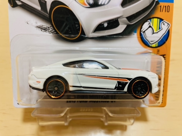 HOTWHEELS 2015 FORD MUSTANG GT フォード マスタング ジーティー 白 ホワイト ストライプ 50周年 ホットウィール_画像2