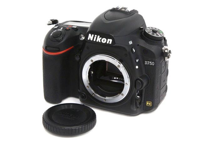 Nikon D750 ショット数9961 使用頻度の少ない美品です dallascompany.rs
