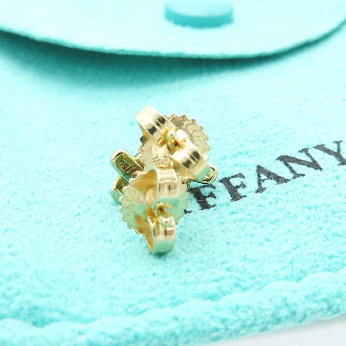 未使用 Tiffany&Co. ティファニー イエローゴールド シグネチャー
