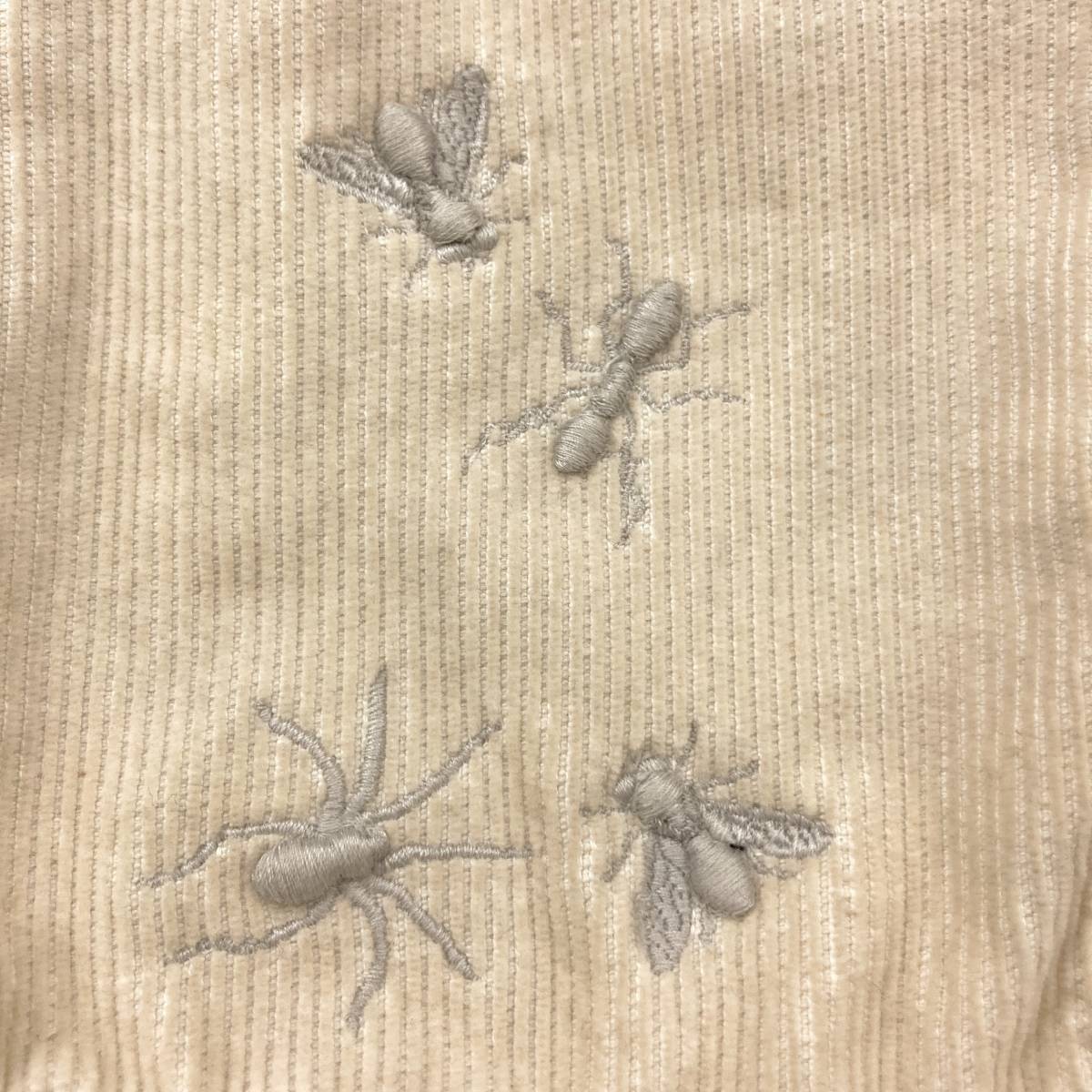 アンダーカバー 06aw 蜂蟻蜘蛛刺繍 コーデュロイジャケット サイズ2 アンダーカバー 06aw 蜂蟻蜘蛛刺繍 コーデュロイジャケット サイズ2