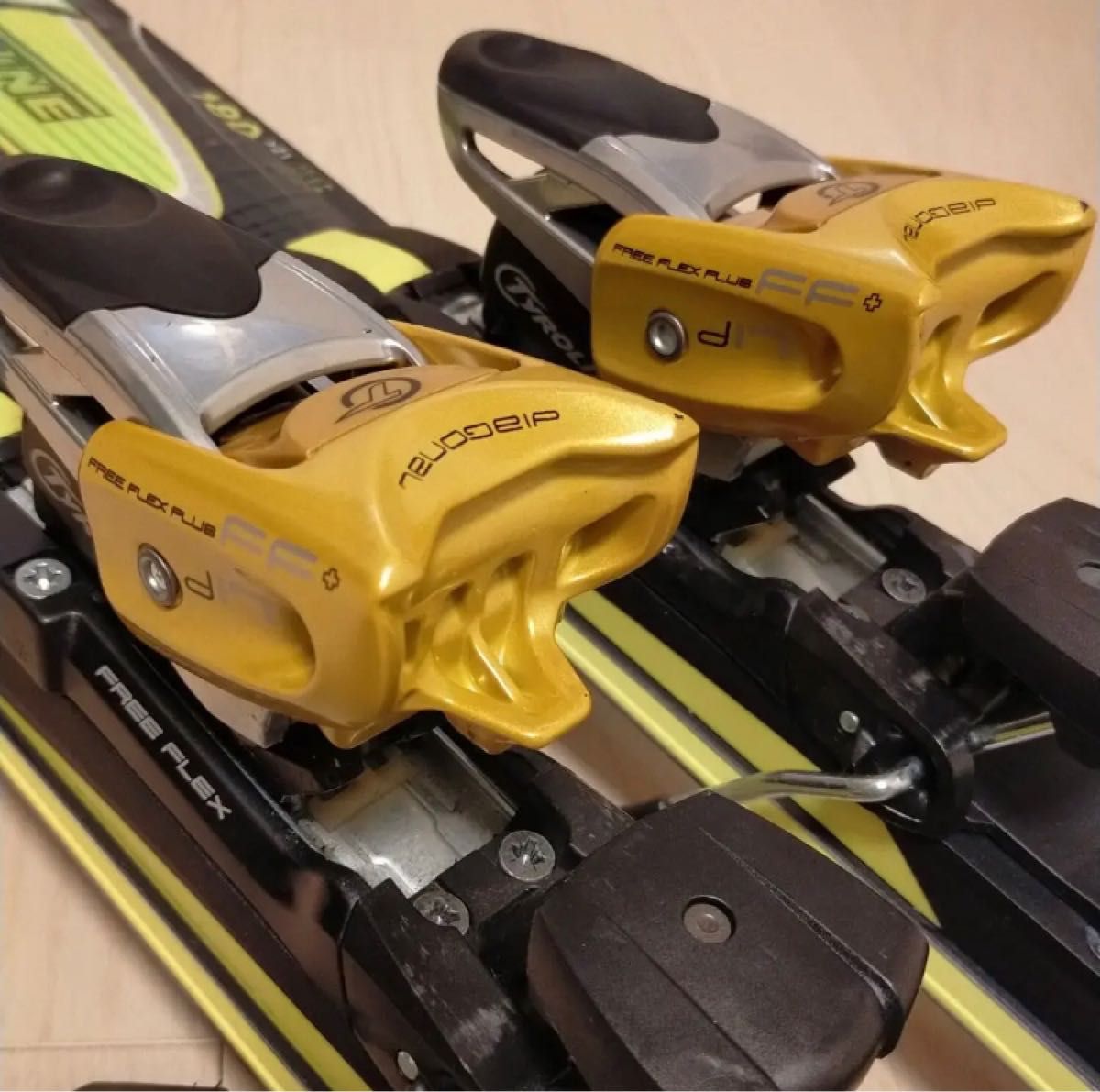 FISCHER RC4 R TUNE WORLDCUP GS 180㎝|Yahoo!フリマ(旧PayPay FISCHER RC4 R TUNE WORLDCUP GS 180㎝|Yahoo!フリマ(旧PayPay