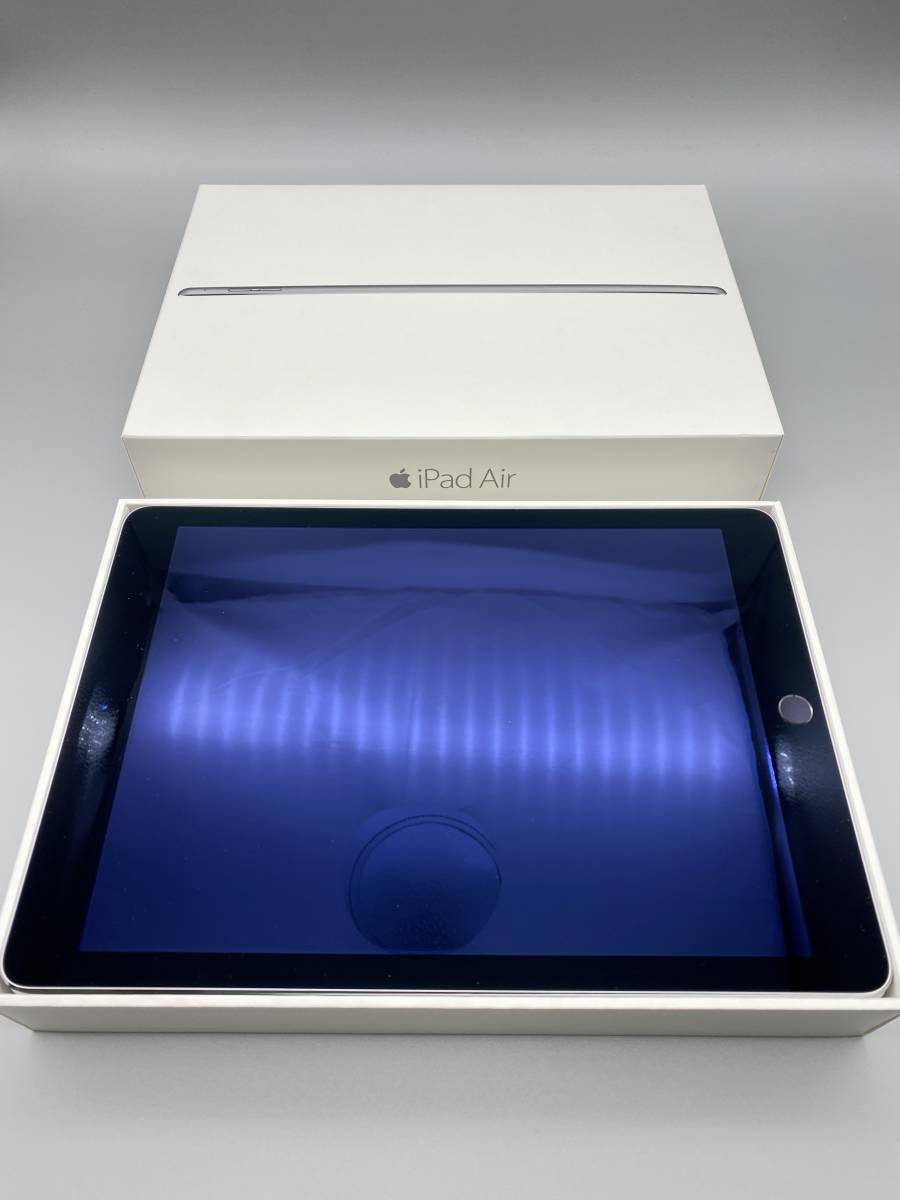 お得安い Apple - 超美品 iPad Air 2 Wi-Fi 32GB シルバー の通販 by
