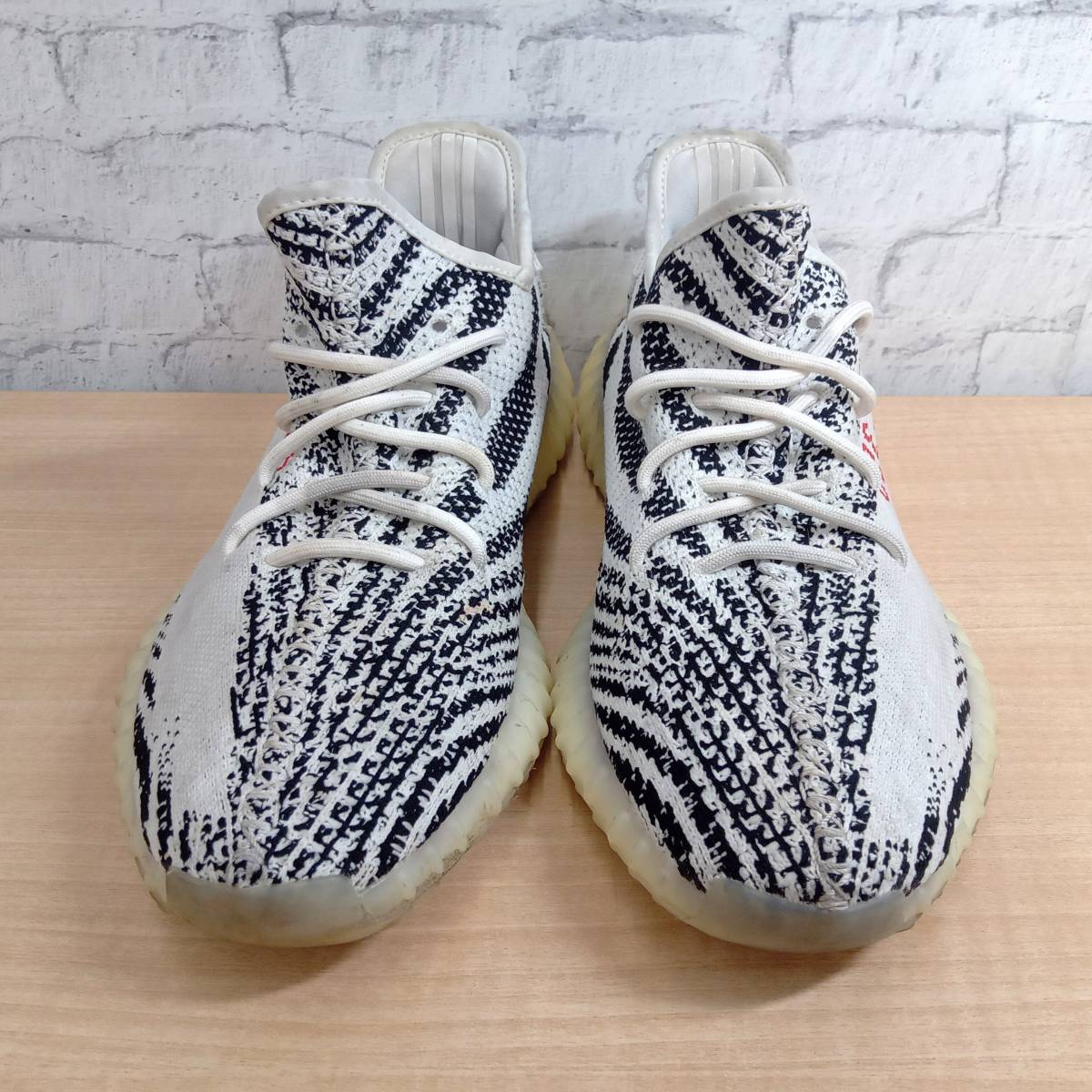 adidas YEEZY BOOST 350 V2 ZEBRA アディダス イージーブースト 350 V2 ゼブラ CP9654 サイズ28cm_画像2