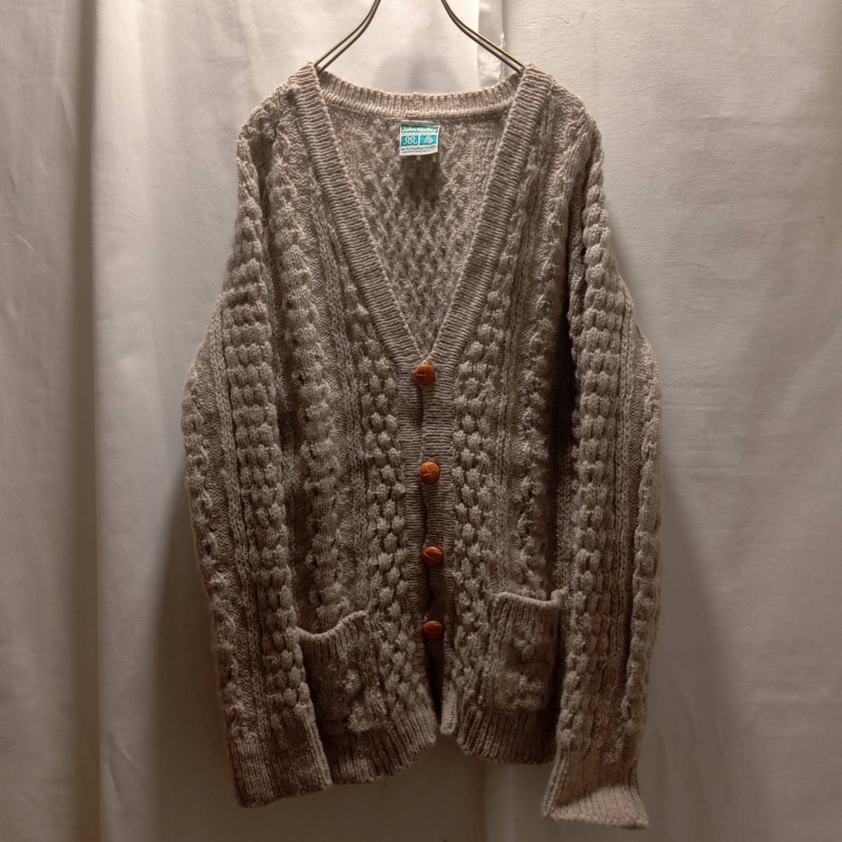 古典 80s 店舗受取可 ジョンモロイ ビンテージ ベージュ ウールカーディガン アランカーディガン molloy john カーディガン 古典 80s 店舗受取可 ジョンモロイ ビンテージ ベージュ ウールカーディガン アランカーディガン molloy john カーディガン