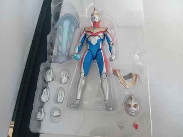  фигурка ULTRA-ACT Ultraman Dyna flash модель 