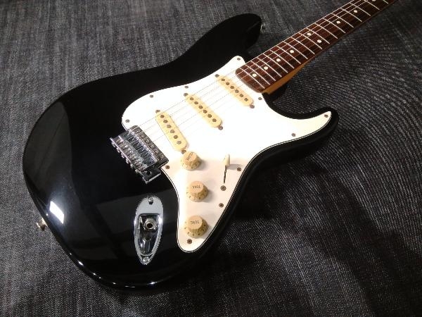 エレキギター Fender MEXICO Stratocaster 1910.hu