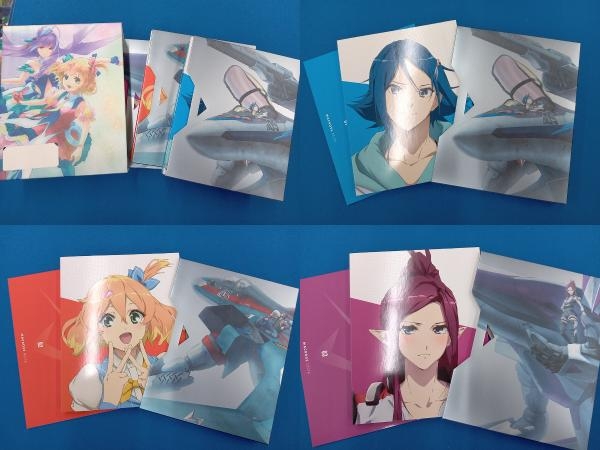 マクロスΔ Blu-ray 全9巻セット(特装限定版) マクロスΔ Blu-ray 全9巻セット(特装限定版)