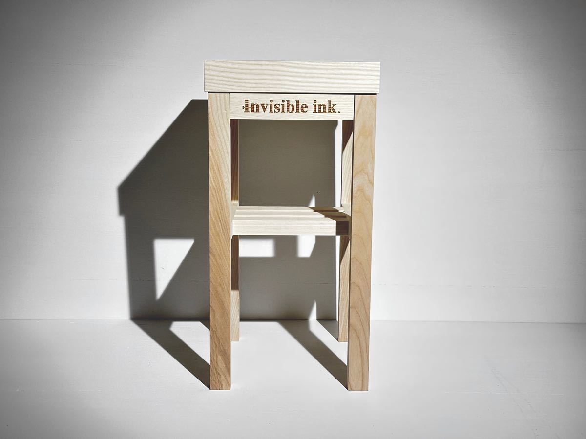 えません インビシブル Invisible ink. STOOL 黒の インク スツール