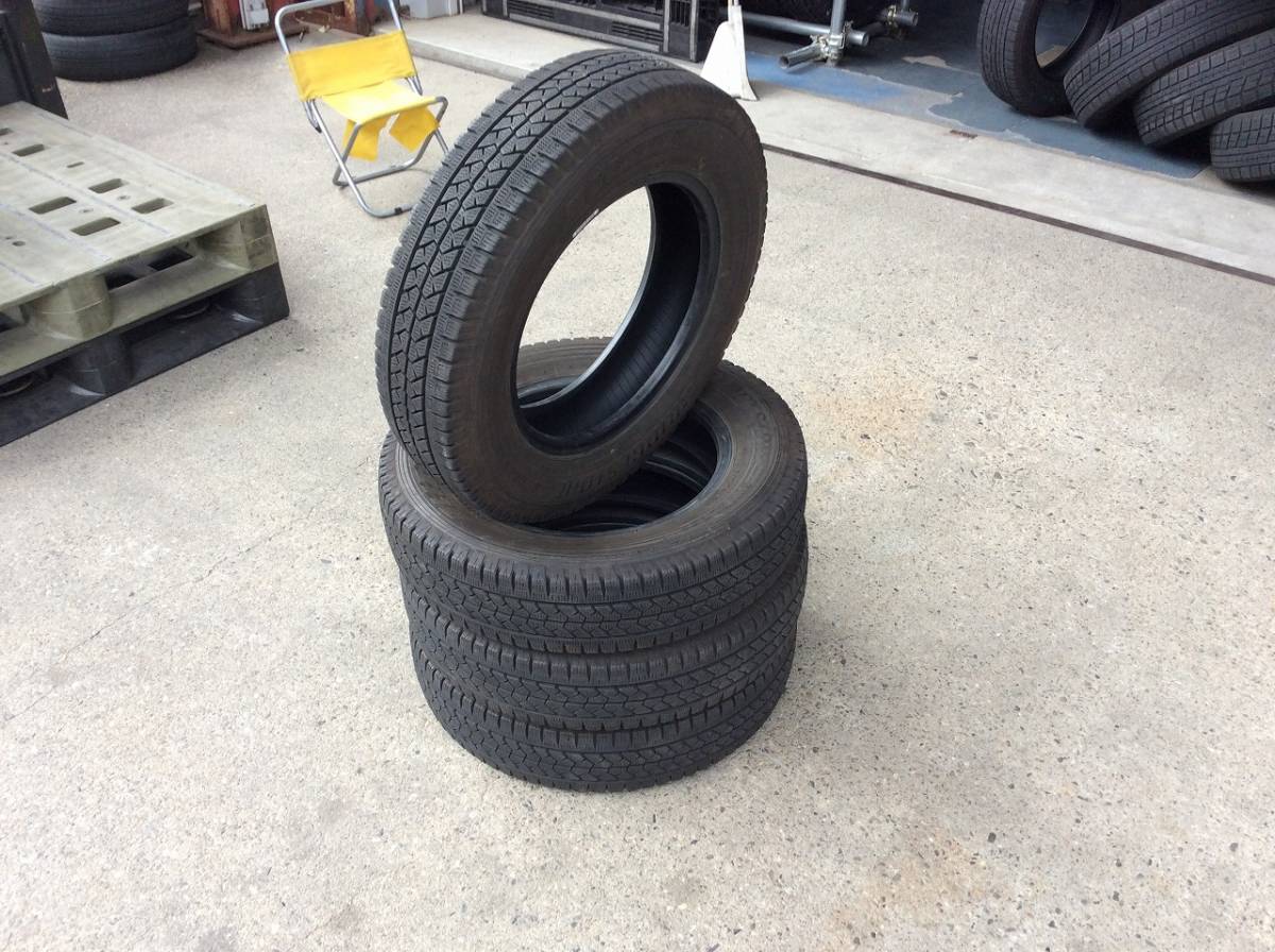 中古 スタッドレス タイヤ 155/80R14 88/86N LT 155/80-14 ブリヂストン ブリザック VL1 4本 プロボックス サクシード 商用車 バン 160系_画像1