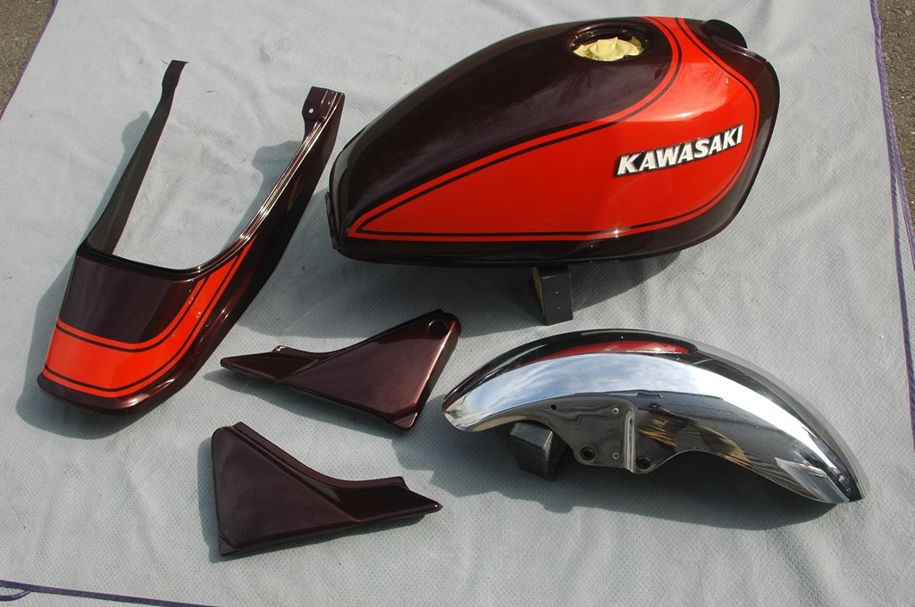 美品☆ゼファー400 純正 外装セット タンク サイドカバー フェンダー