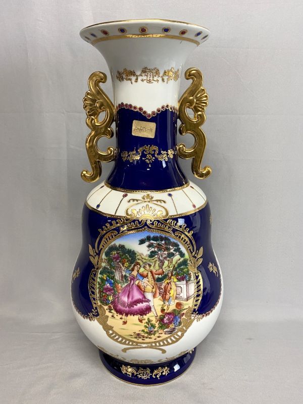 Yahoo!オークション - 【R315】飾り壺 高さ45cm 陶器製 金彩色絵 Yahoo!オークション - 【R315】飾り壺 高さ45cm 陶器製 金彩色絵