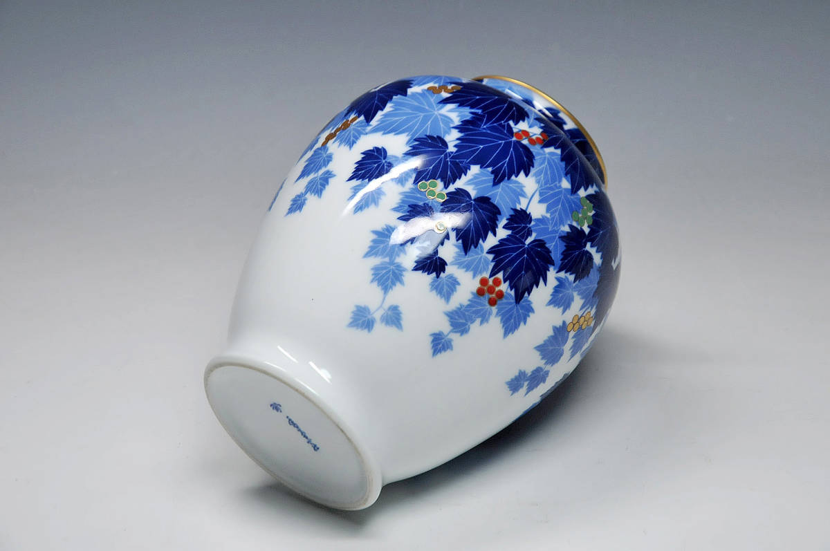 都内で 684 香蘭社 宮内庁御用達 蔦 香蘭社 花瓶 花生 花瓶 金彩 花瓶