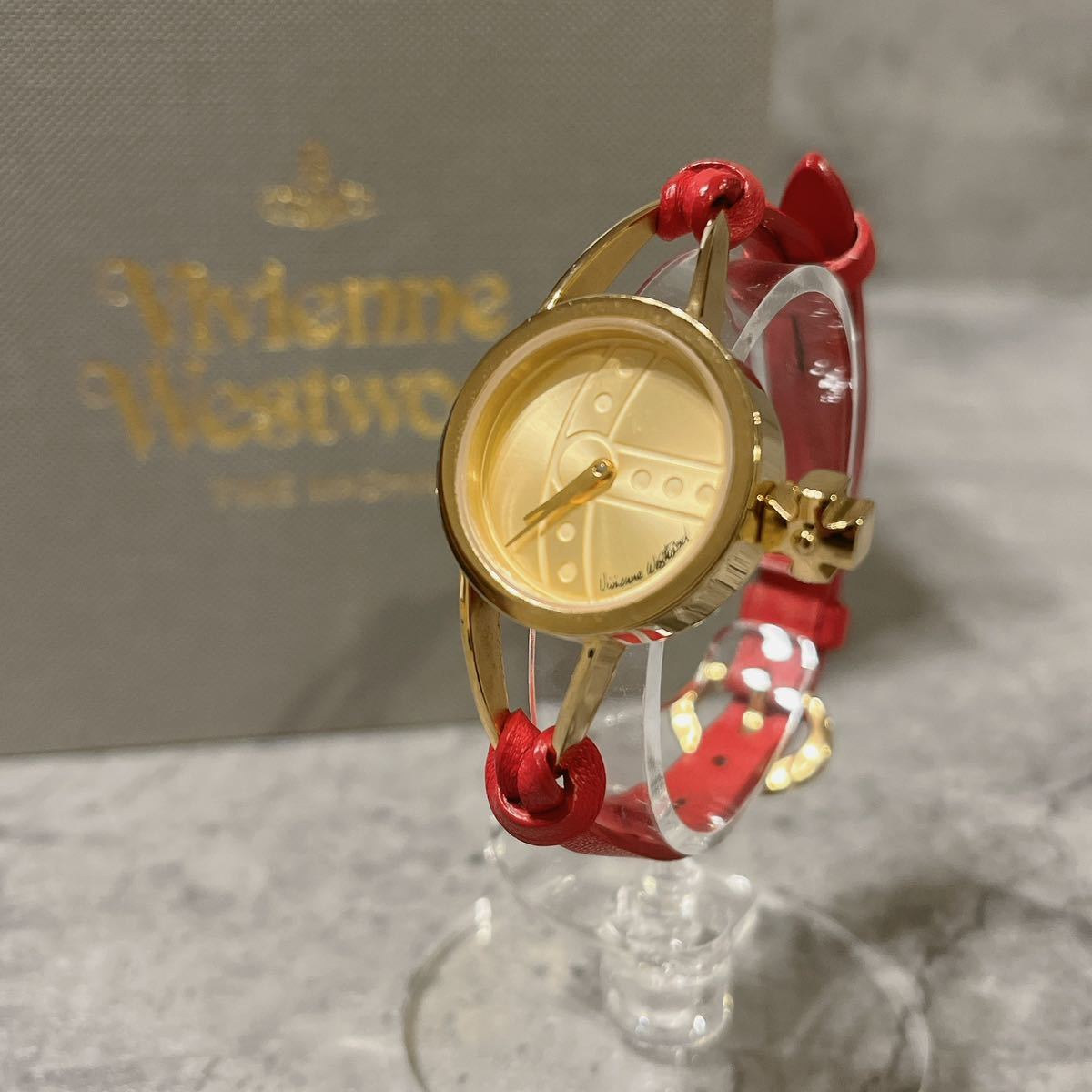 希少 美品 Vivienne Westwood 腕時計 VV081GD オーブ-