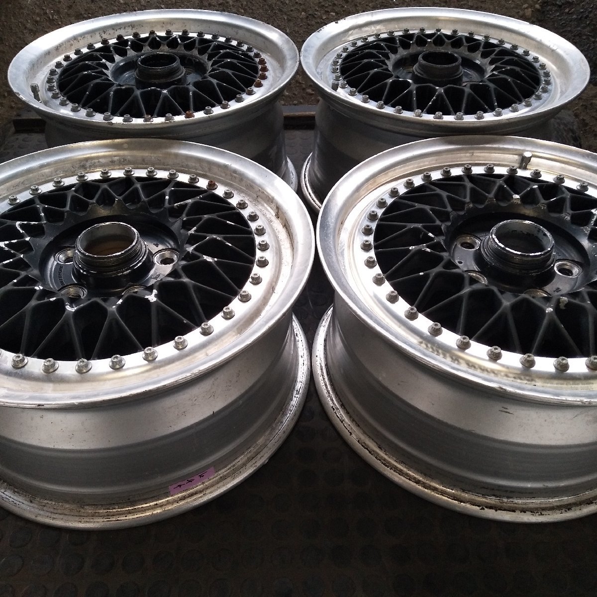 管理番号：S1-70【４本価格】【16x7J 16x8J 5x114.3 ET+50/+58 ハブ73】RAYS VR・前後サイズ違い・店頭直接引取可能・下取り可能_画像2