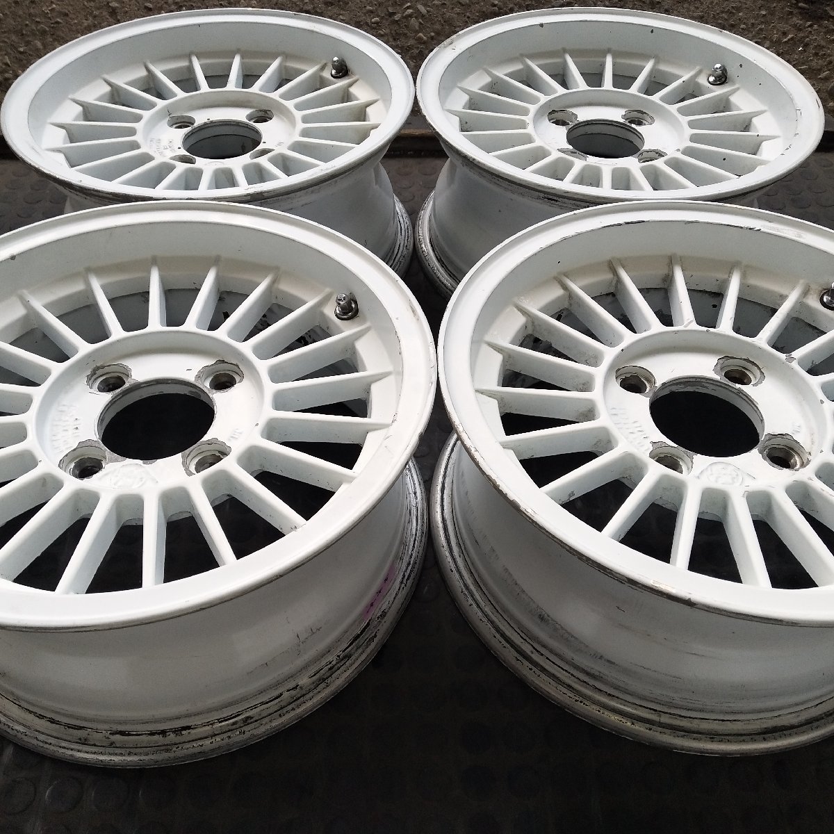 ホットセール-□中古ホイール□ LEBEN 14インチ 4.5J +43 4H 1•00