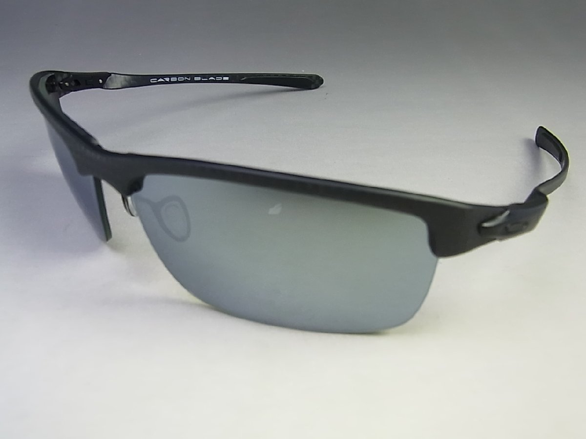 Oakley Carbon Blade　OO9174-0966　オークリー　カーボンブレード　¥71,500-　Prizm Black Polarized　Matte Carbon Fiber　_画像2