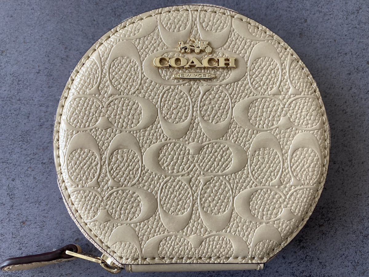 COACH コーチ コインケース 丸型 ベージュ 小銭入れ COACH コーチ コインケース 丸型 ベージュ 小銭入れ