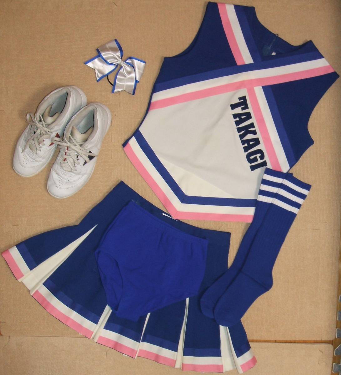 ヤフオク! - 高木学園女子(英理女子学院) バトン部 チアガール ユニフ...