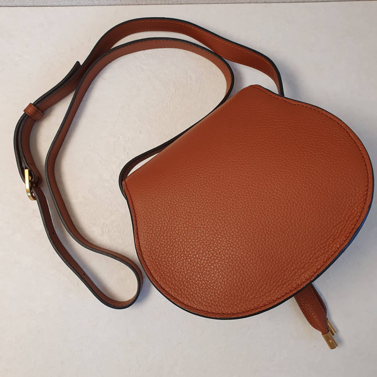 新品・未使用】CHLOE marcie スモール サドルバッグ ショルダーbag/Tan