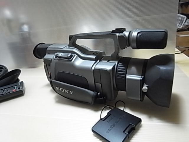 Yahoo!オークション - Sony ソニーハンディ―カム DCR-VX1000