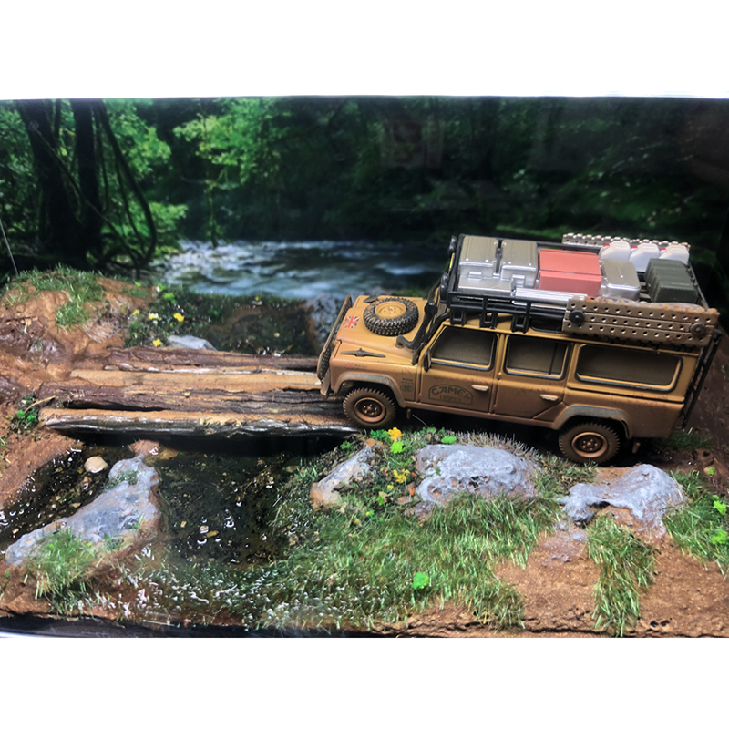 1/64スケールキャメルカップカーモデル小さな橋が流れる水の森のシーンアクリルボックスバダルトコレクション_画像3